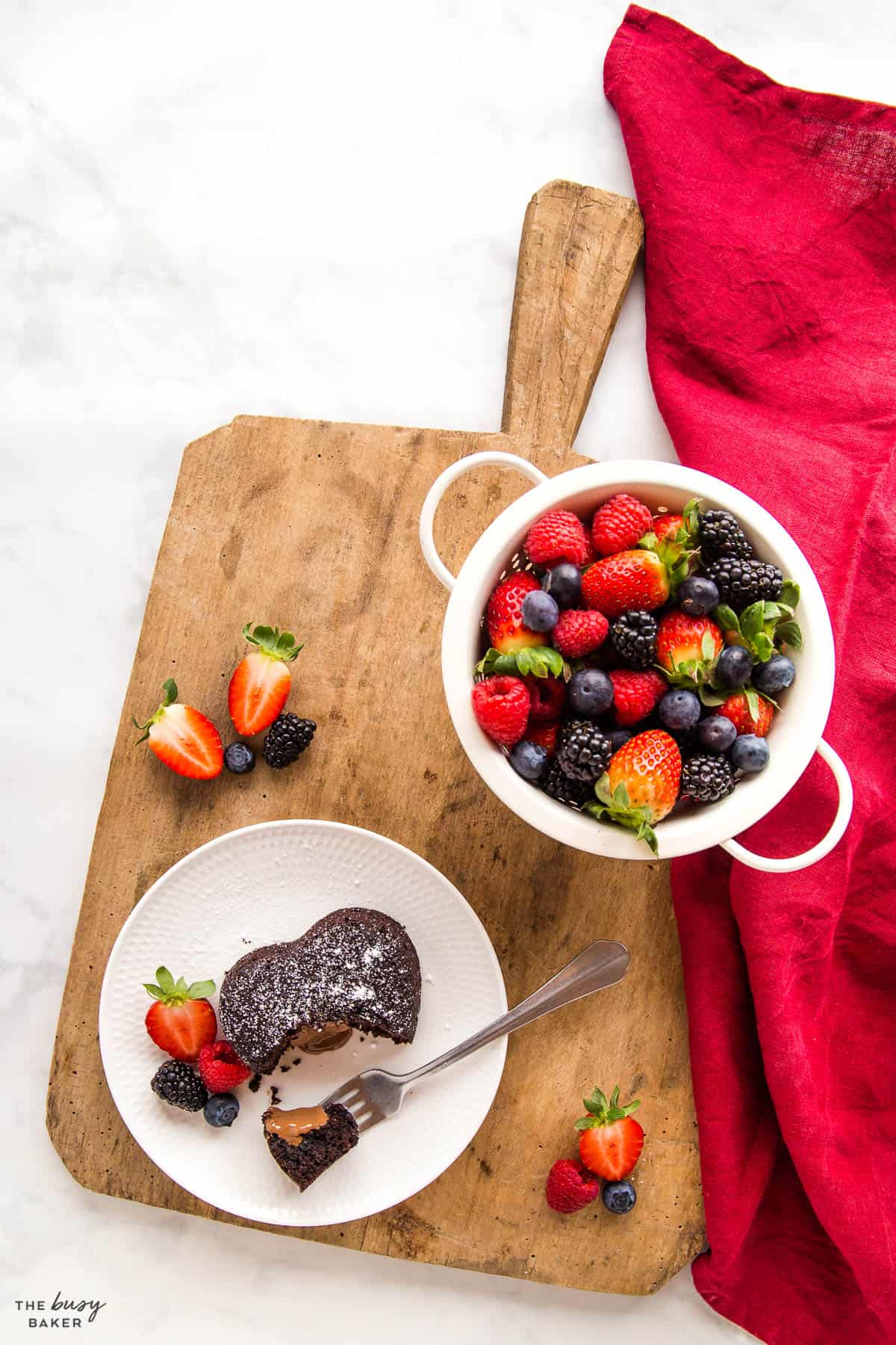 chocolate lava cake with melted chocolate center