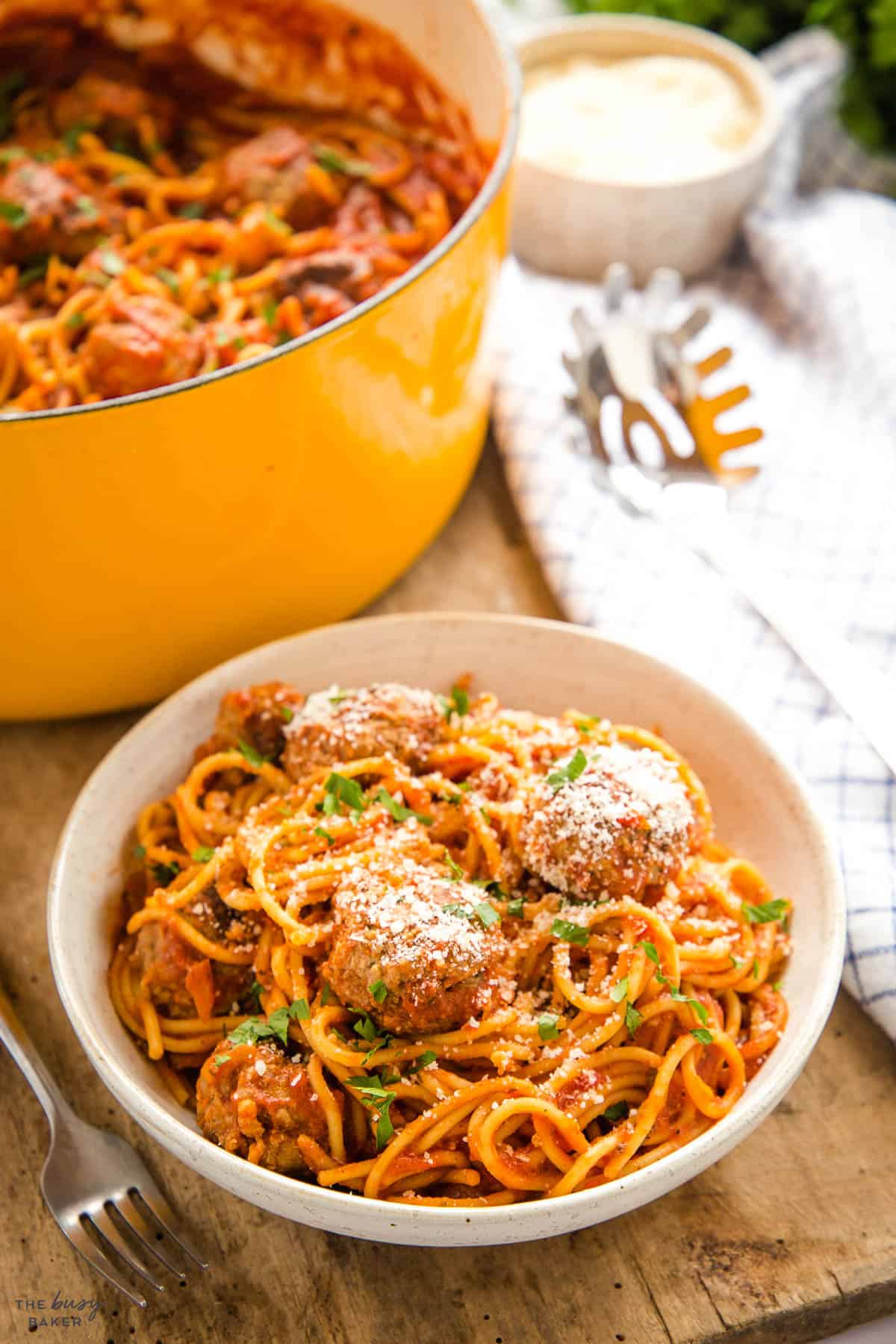 bowl of spaghetti and meatballs 