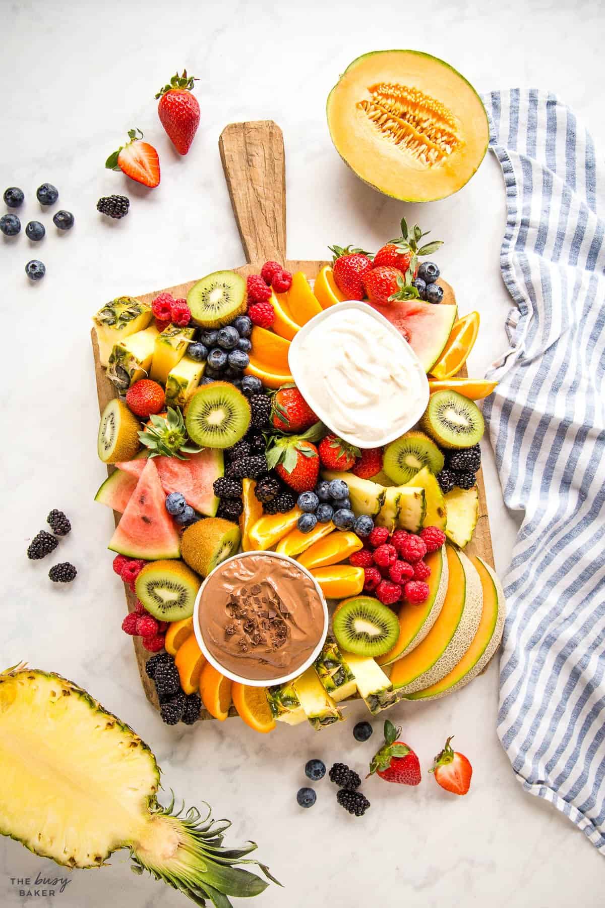 overhead image: fruit tray with fruit dips