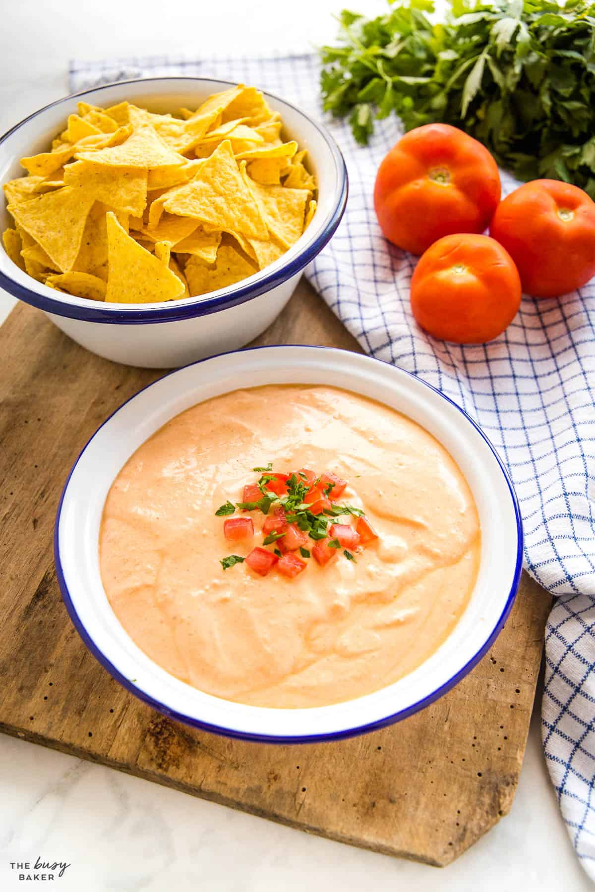 creamy queso dip made with cottage cheese