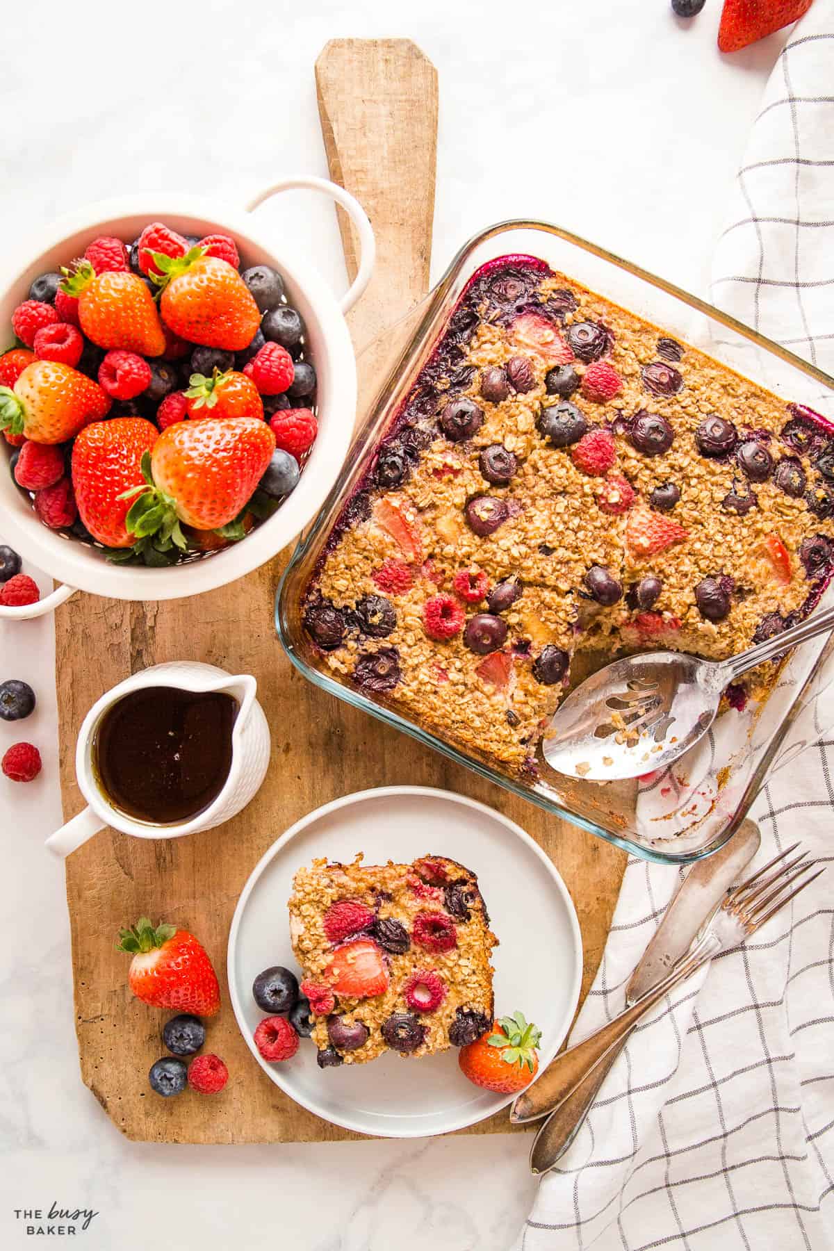 overhead image: easy breakfast with fruit and oats