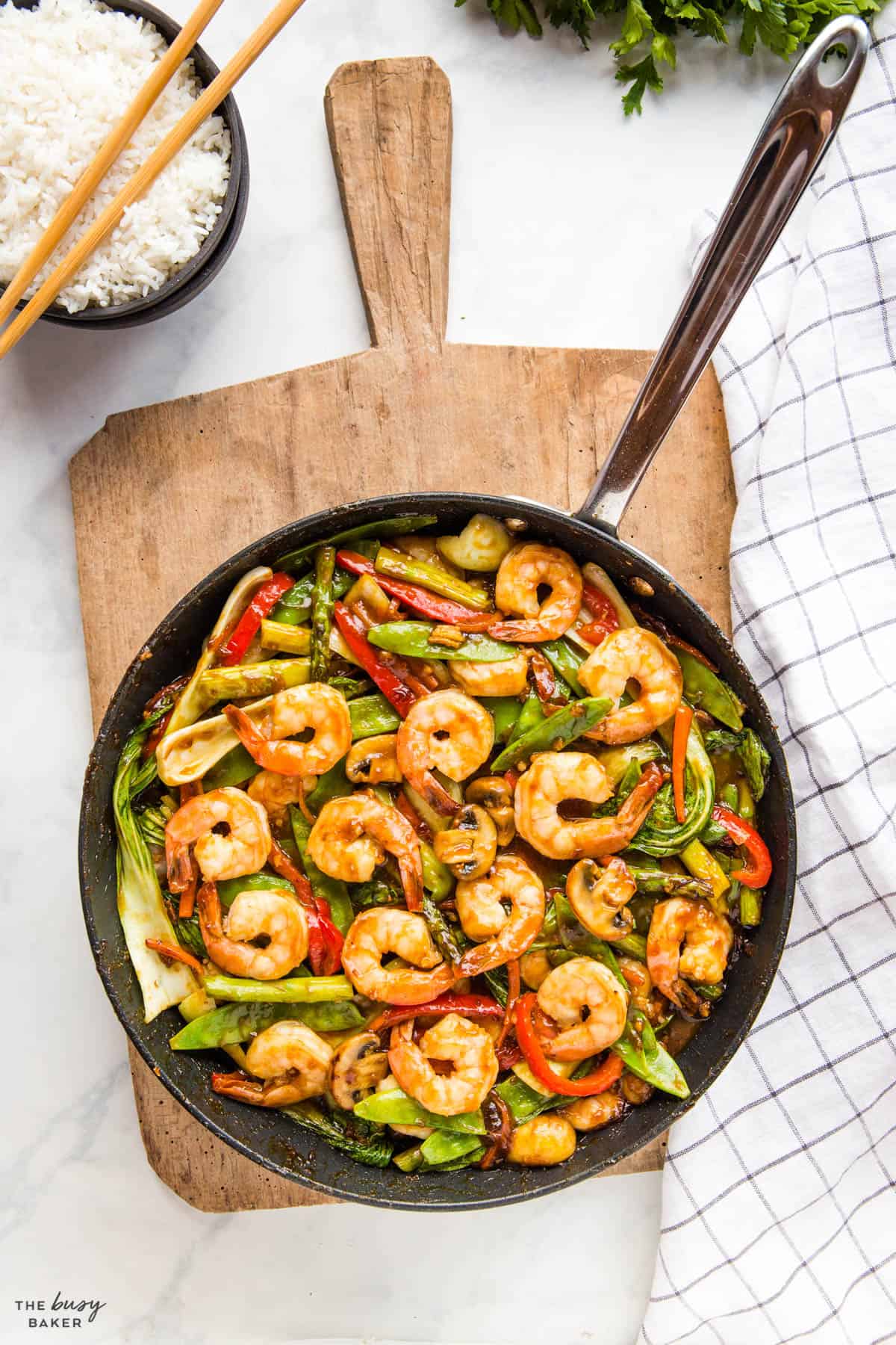 overhead image: shrimp stir fry recipe