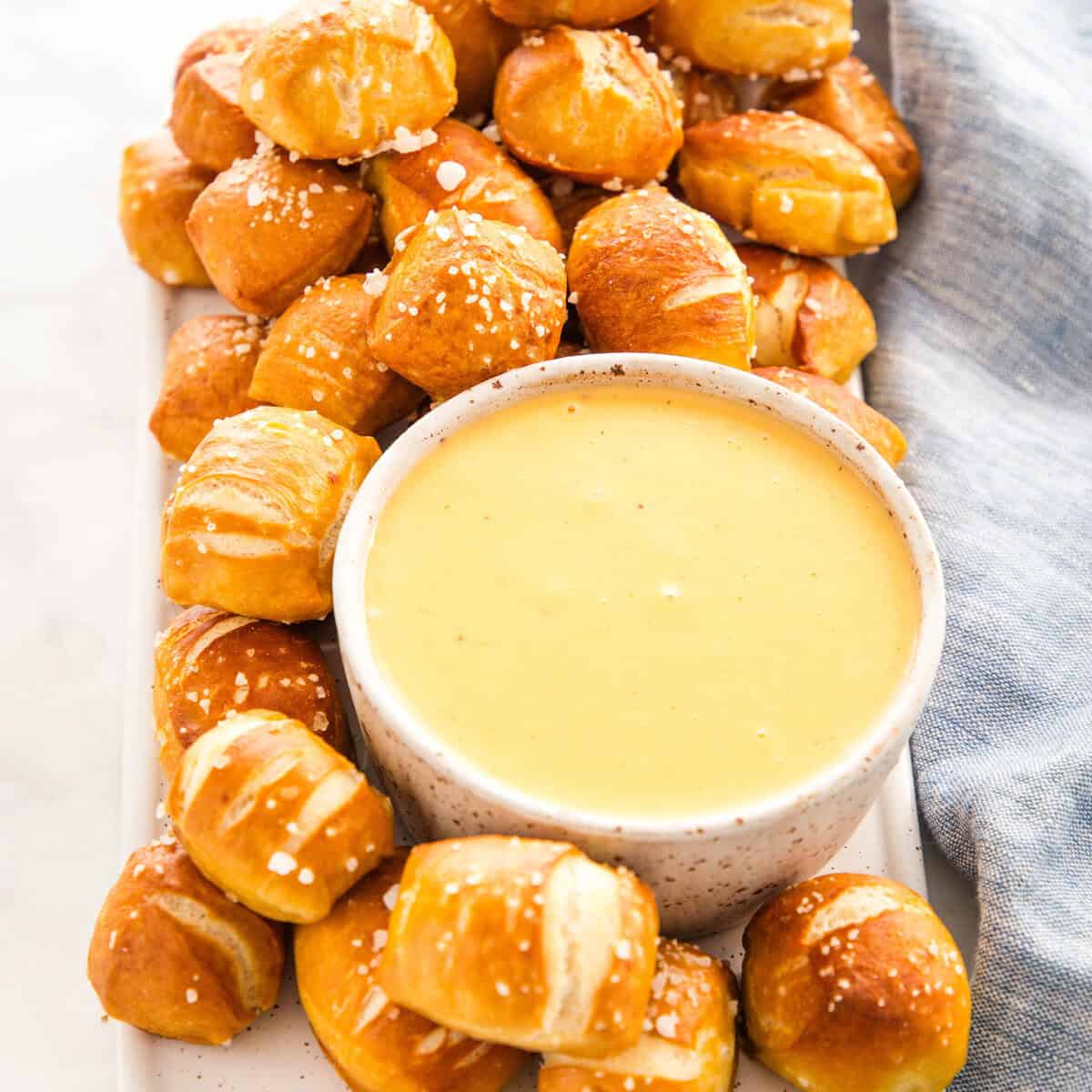 pretzel-bites-the-busy-baker