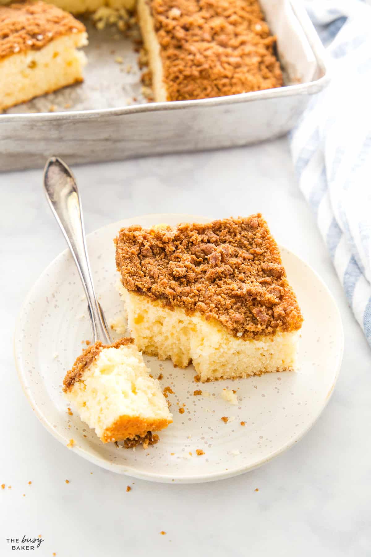 coffee cake with crumb cake topping