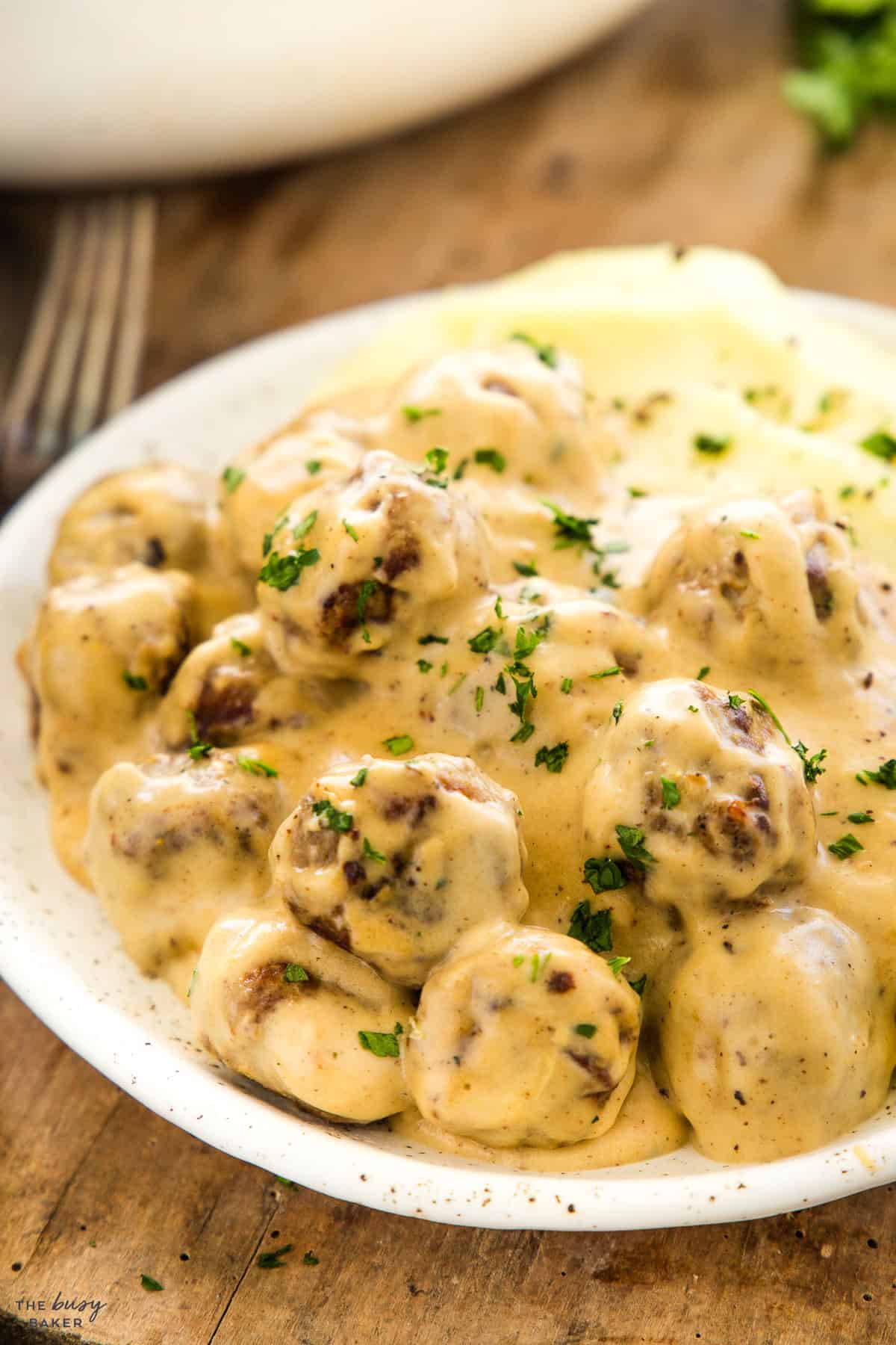 swedish meatballs with creamy gravy