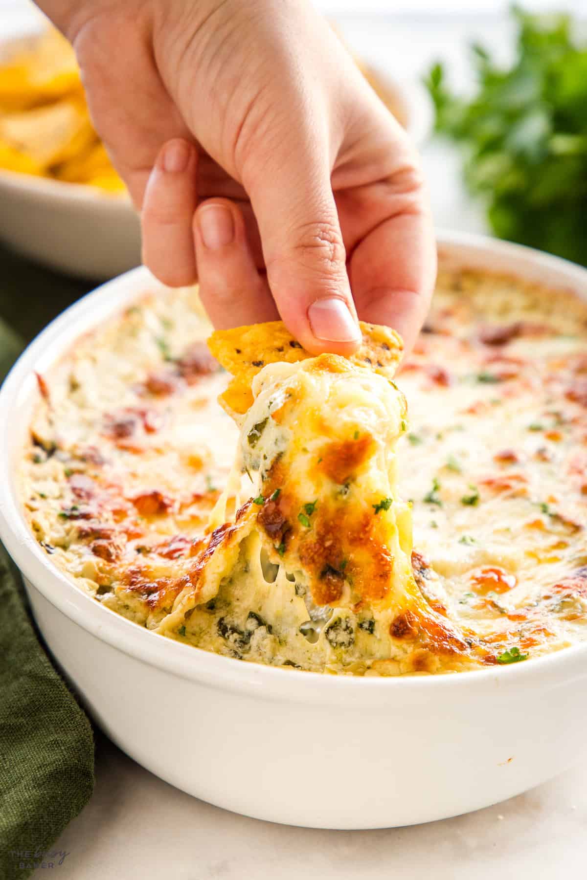 cheesy spinach artichoke dip