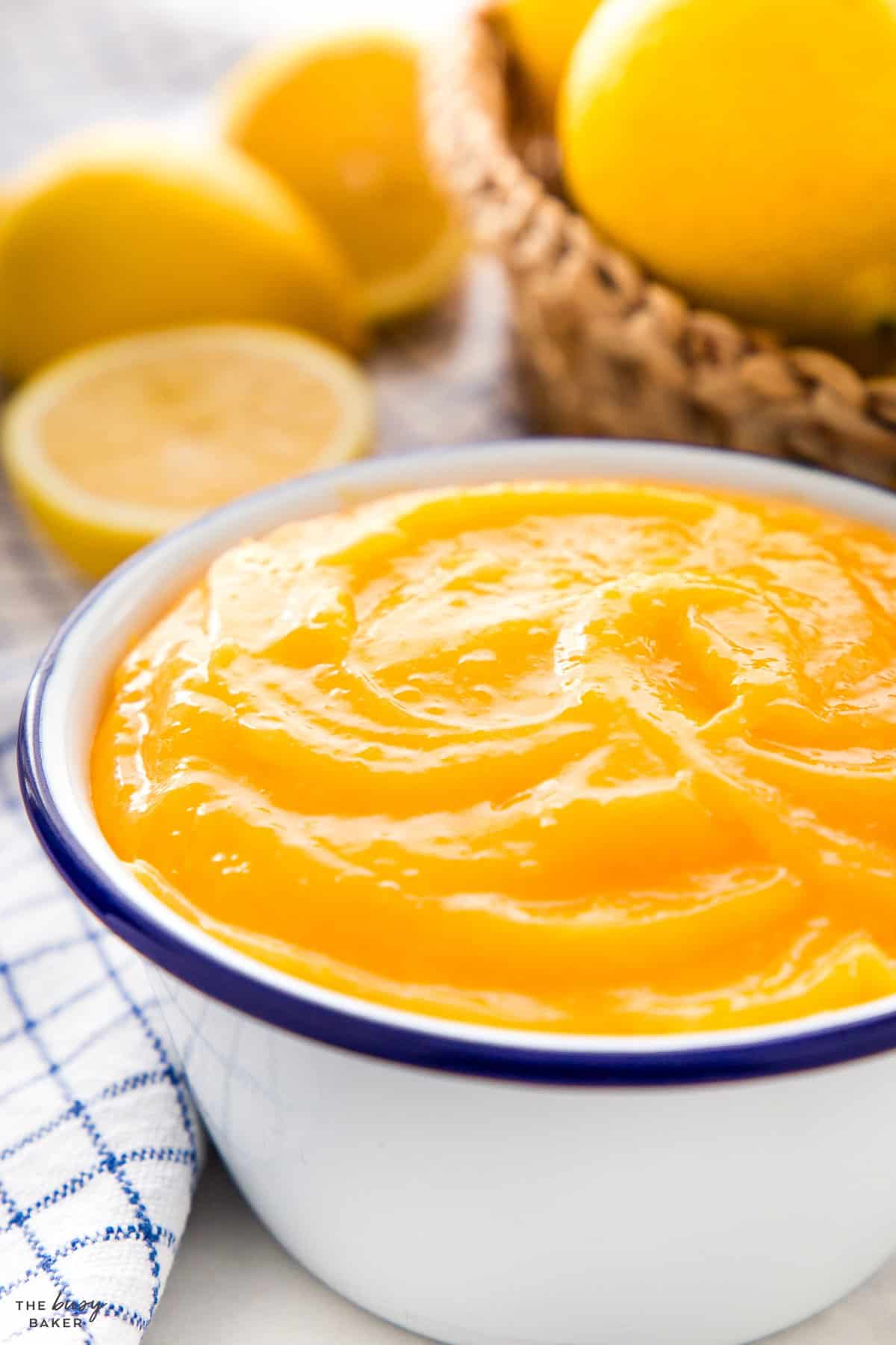 closeup image: lemon curd