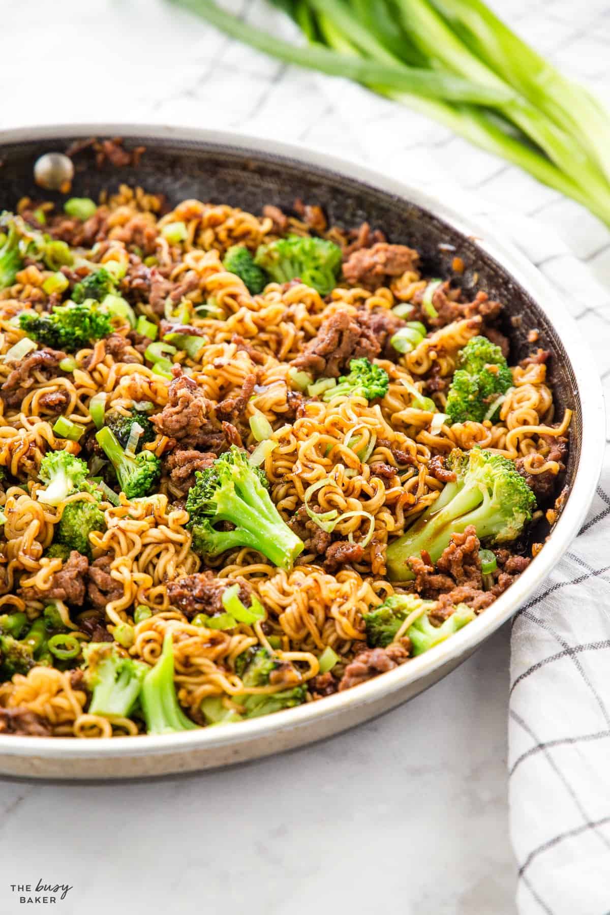 skillet with ramen and beef and broccoli