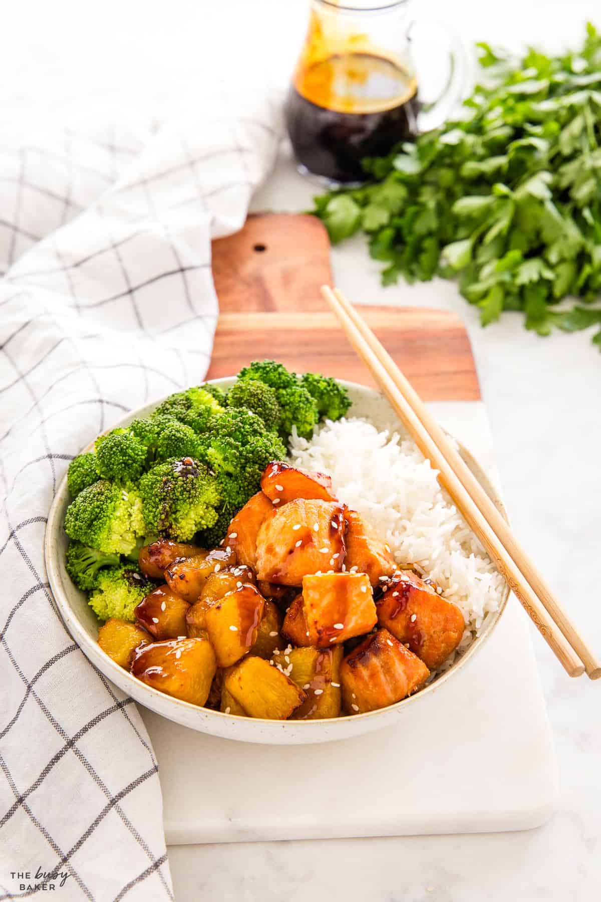 bowl with rice, teriyaki salmon and broccoli